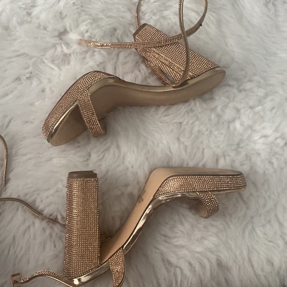 Olivia Jagarina Rose Gold Heels - Picture 5 of 8